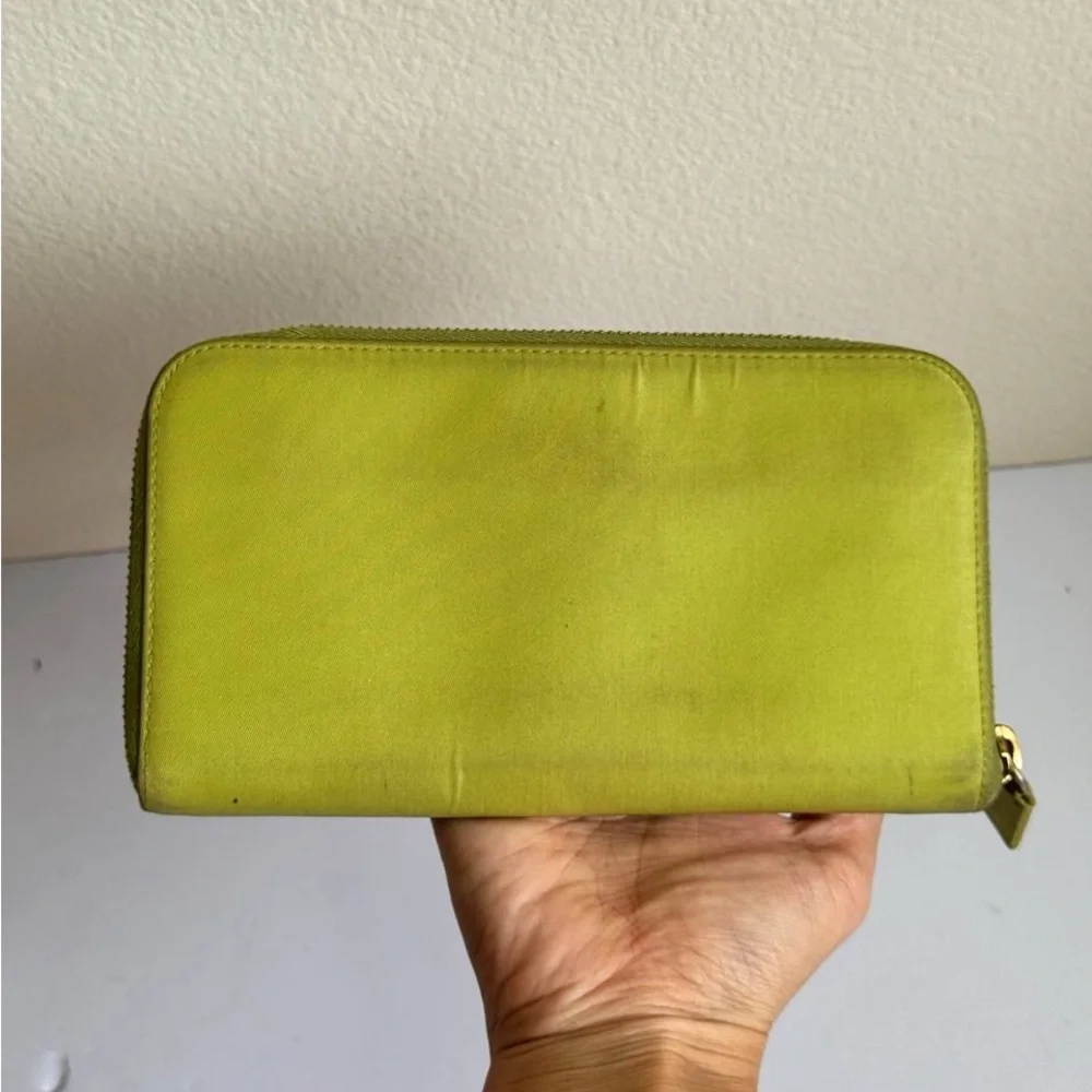 PRADA Tessuto Nylon Zip Around Wallet Green - Picture 5 of 14